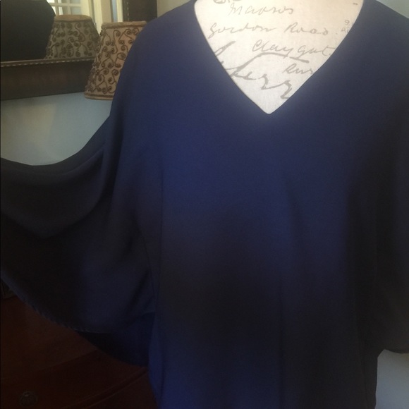 Gorgeous Midnight/Navy Blue Jealous tomato top EUC - Picture 3 of 8